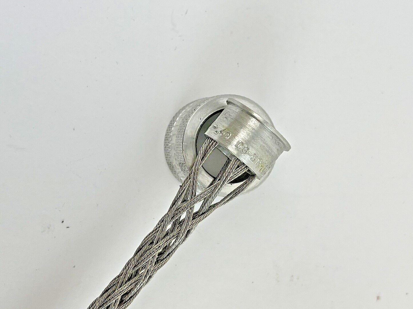 APPLETON - CGSR3 - STRAIN RELIEF CONNECTOR - 3/8 INCH, 1/2 INCH HUB SIZE CG-SR3