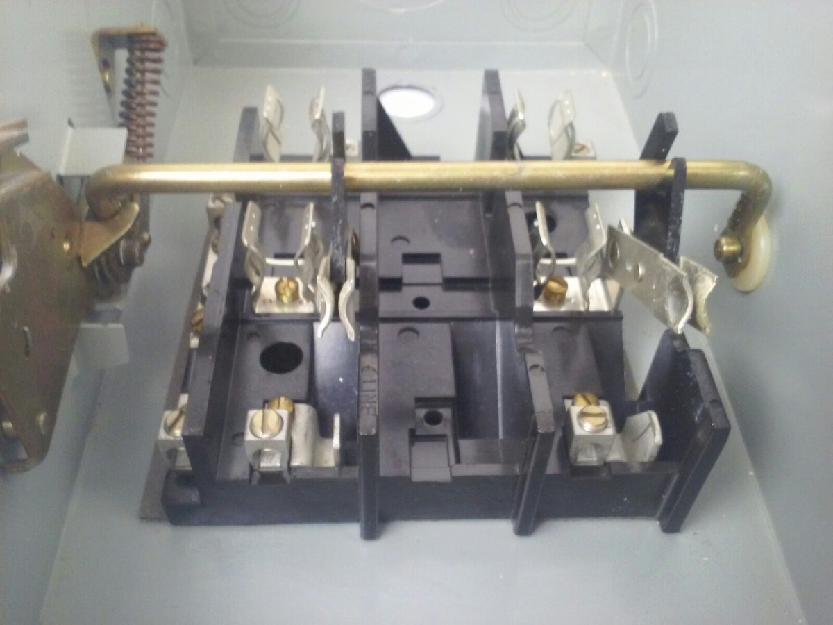 WESTINGHOUSE GFN322N FUSIBLE SAFETY SWITCH 2P 60A 240V 15HP TYPE 1 INDOOR