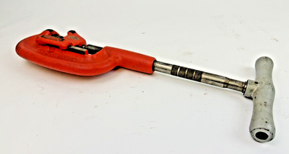 RIDGID - 2A / 202 - HEAVY-DUTY PIPE CUTTER 1/8" - 2"