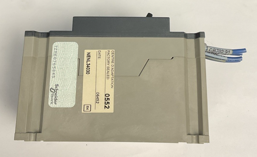 MERLIN GERIN NSE100N NENL34030 CIRCUIT BREAKER 30A 480V *SHUNT WIRE LENGTH VARY*