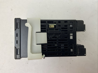OMRON E5CZ-Q2MT TEMERATURE CONTROLLER