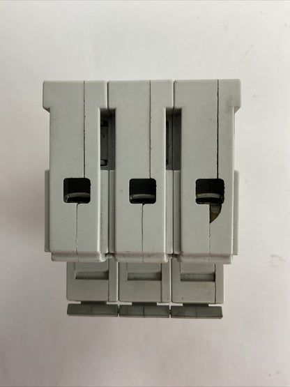 ALLEN BRADLEY 1492-CB3G200 MANUAL MOTOR CONTROLLER 20A 10HP 3P 480Y/277VAC SER C