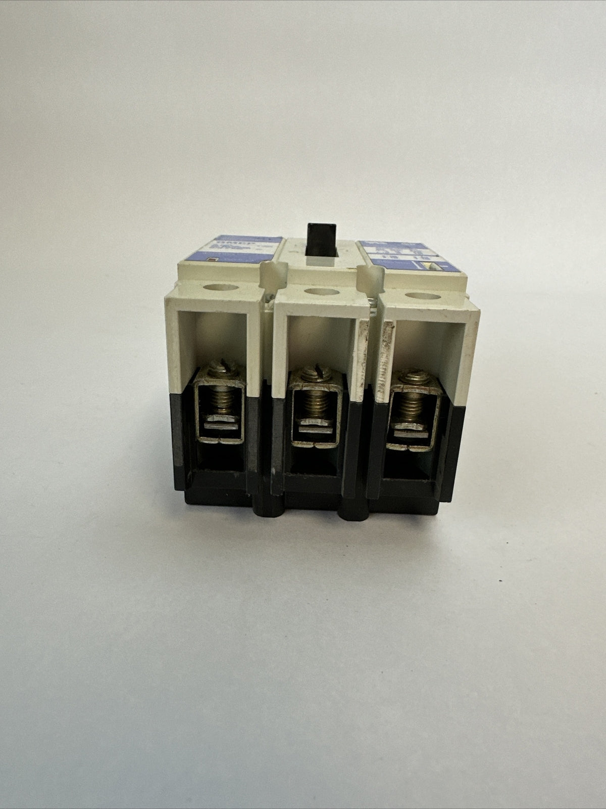 WESTINGHOUSE GMCP030H1C GMCP CIRCUIT BREAKER 30AMP 277/480VAC 3POLE 4D12151G39