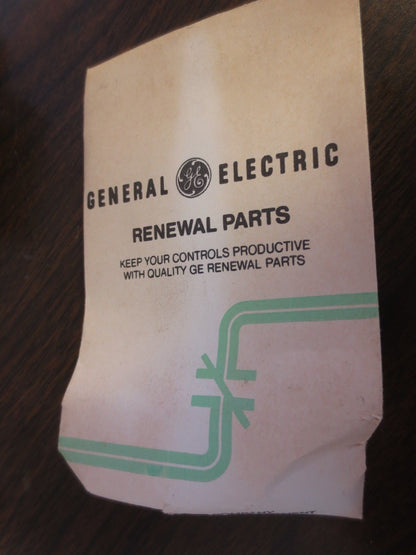GENERAL ELECTRIC CR305X500A AUXILIARY CONTACT KIT - 600VAC, 250VDC NEW SURPLUS