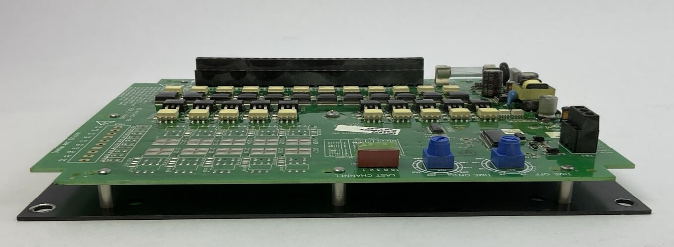 INDUSTRIAL CONTROL EQUIPMENT 05-443482-00 VER 2 CIRCUIT BOARD