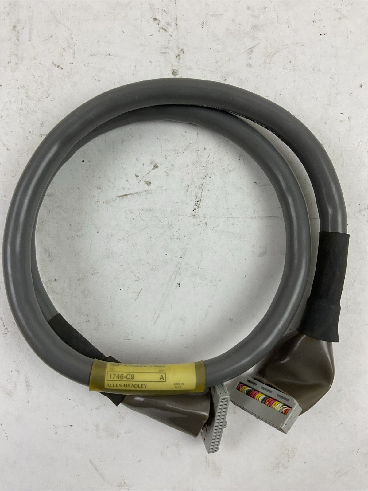 ALLEN BRADLEY 1746-C9 SER A SLC 500 RACK INTERCONNECT CABLE