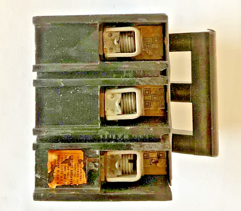 SQUARE D MH350 CIRCUIT BREAKER 240VAC 3POLE 50A