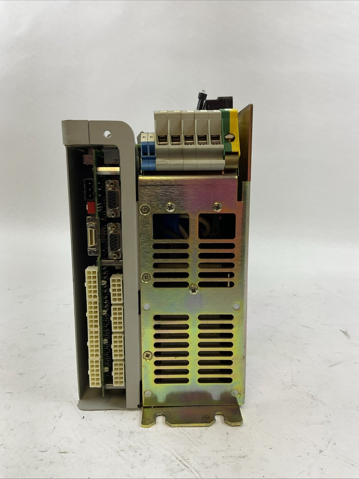 ALLEN BRADLEY 1394C-SJT22-T-RL SERVO DRIVE CONTROLLER SER C FIRMWARE VER V3.9A