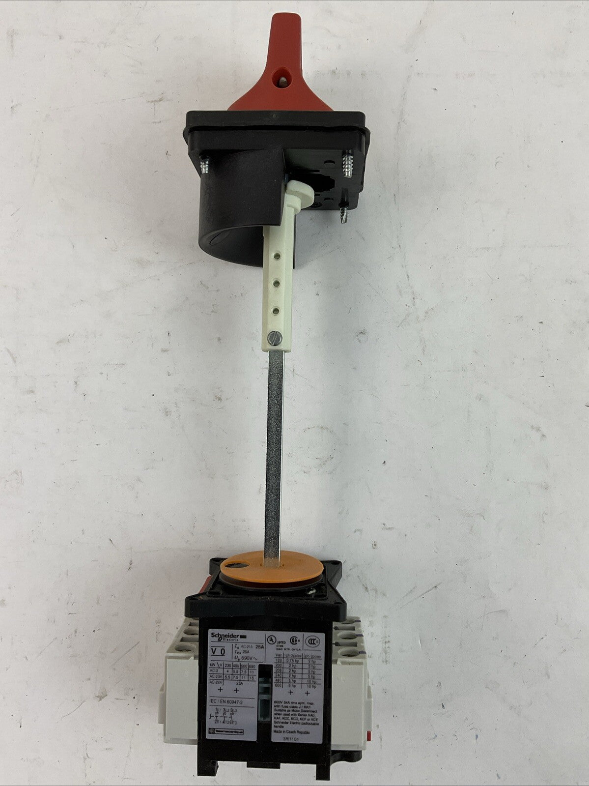 SCHNEIDER ELECTRIC 3R1101 V0 DISCONNECT SWITCH 600VAC 25A 3PH 10HP 3POLE