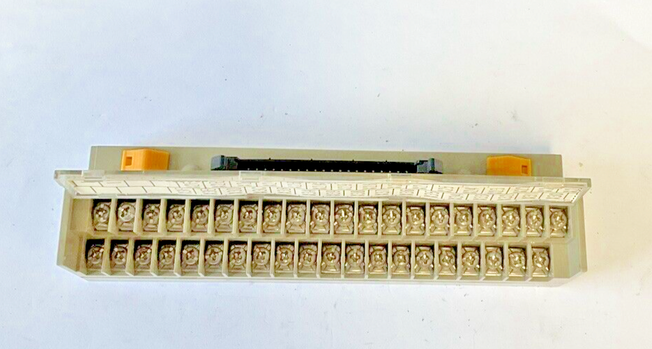 TOGI PCN7-1J40 TERMINAL MODULE / BLOCK 40POINT