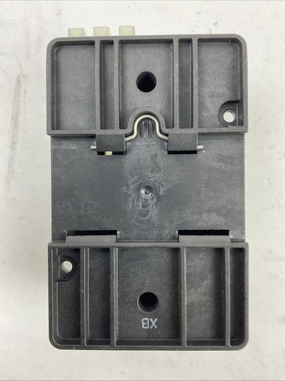 ALLEN BRADLEY 1492-REC15 SER A 15A 125V 50/60HZ DUPLEX RECEPTACLE DIN MOUNT