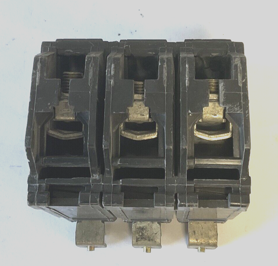 GENERAL ELECTRIC THQB 40A 3POLE CIRCUIT BREAKER ***LOTOF2***240VAC