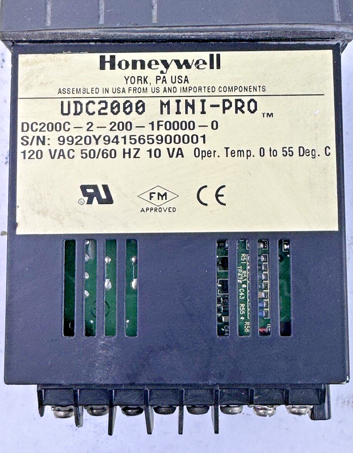 HONEYWELL - DC200C-2-200-1F0000-0 - UDC2000 MINI-PRO TEMPERATURE CONTROLLER