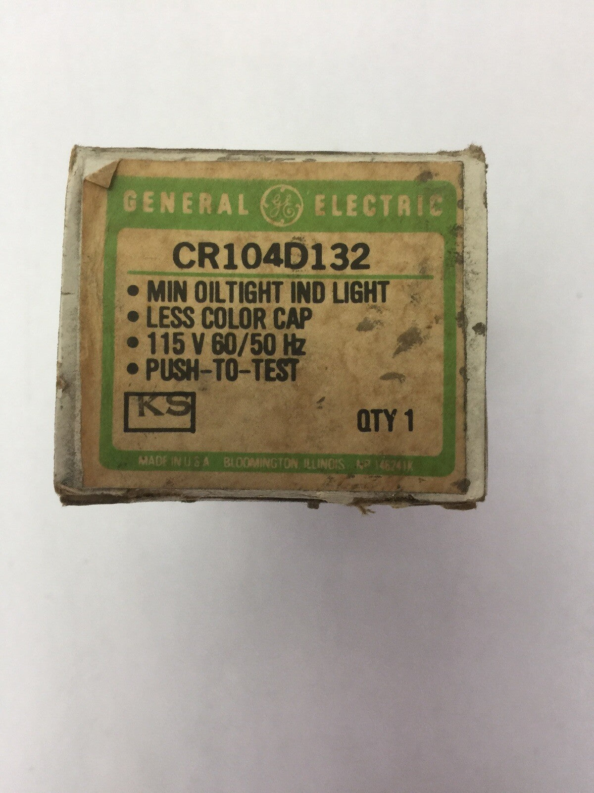 GE CR104D132 MIN OILTIGHT IND LIGHT LESS COLR CAP 115V 60/50HZ PUST TO TEST