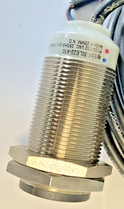 EATON E57-30LE22-A10 INDUCTIVE SENSOR, TUBULAR HOUSING 132VAC 2W 500MA