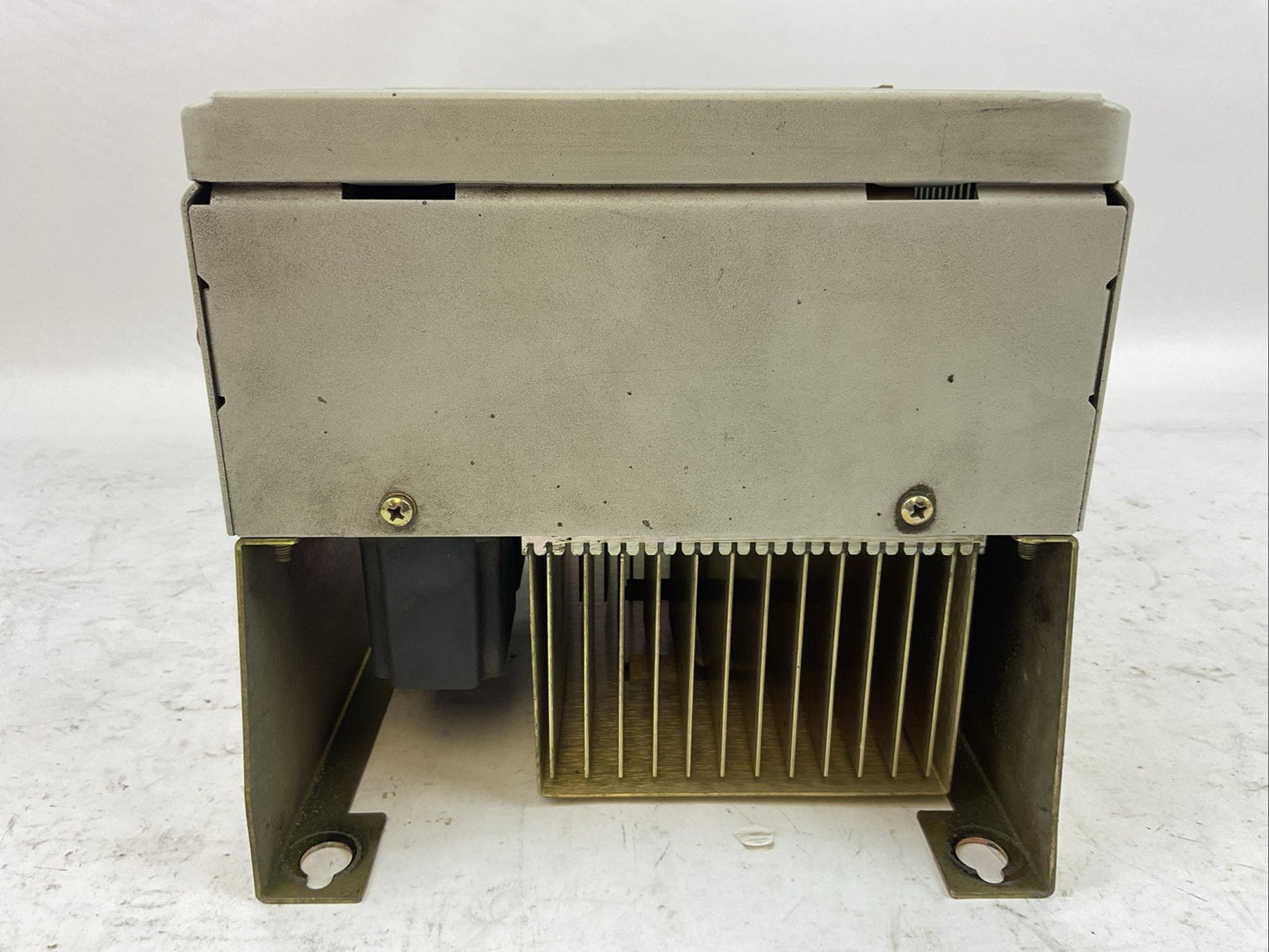 ALLEN BRADLEY 1336S-BRF50-AA-EN4 1336 PLUS SENSORLESS VECTOR DRIVE SER D