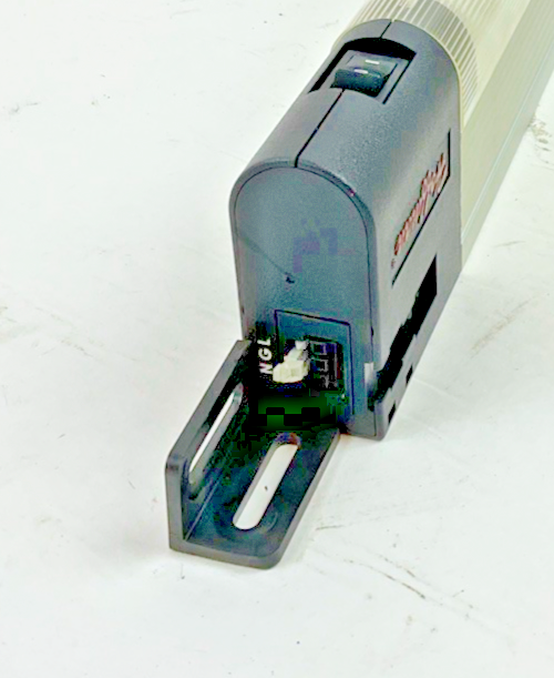HOFFMAN LF120V15 INDUSTRIAL PANEL LIGHT 115VAC .13A 50/60HZ ***LOTOF2***