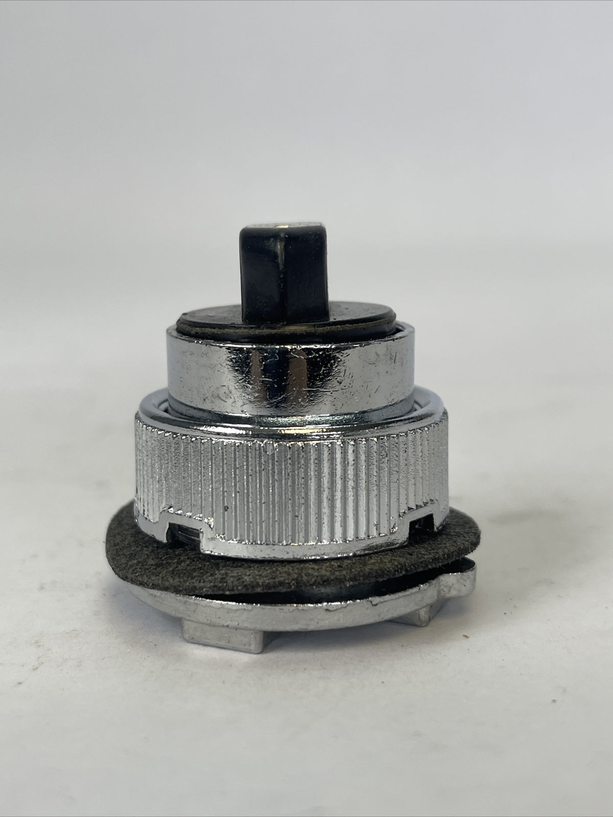 WESTINGHOUSE OT1S1 SELECTOR SWITCH OPERATOR 2 POSITION 4981D56G07