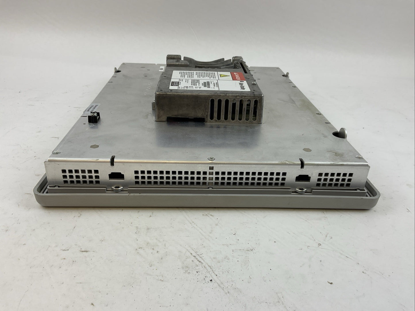 ALLEN BRADLEY 2711P-RDT15C SER B PANELVIEW PLUS 1500 2711P-RP8D SER A 24VDC