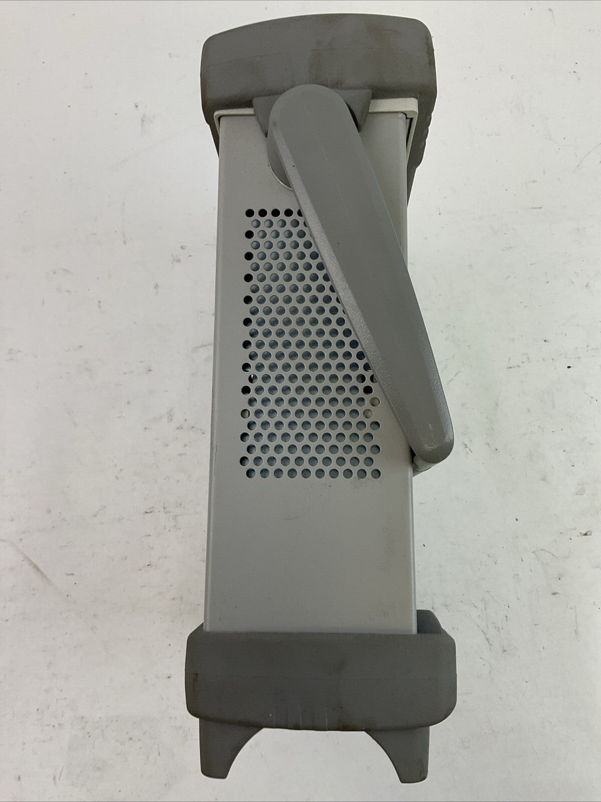KEYSIGHT 53220A UNIVERSAL FREQUENCY COUNTER/TIMER 350 MHz 100ps 100-240VAC