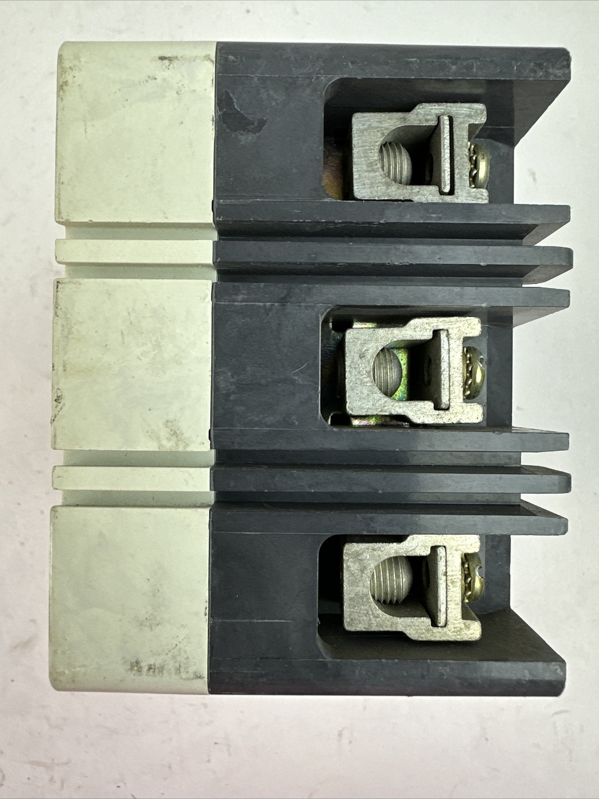 WESTINGHOUSE HMCP003A0 B SER C 3P 3AMP 600VAC 250VDC 6630C86G03 MOTOR CIRCUIT