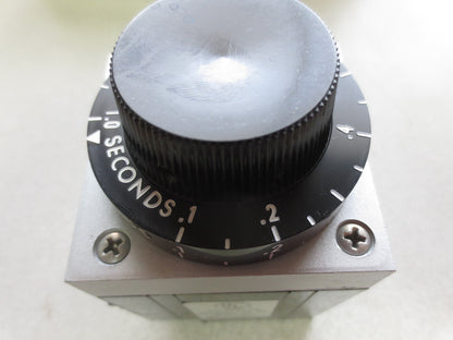 AGASTAT / TE CONNECTIVITY 7022SA ELECTROPNEUMATIC TIMING RELAY .1 to 1 SECOND