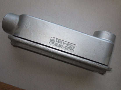 THOMAS & BETTS / T&B BLB5-TB MOGUL CONDUIT OUTLET BODY, COVER, GASKET - 1-1/2"