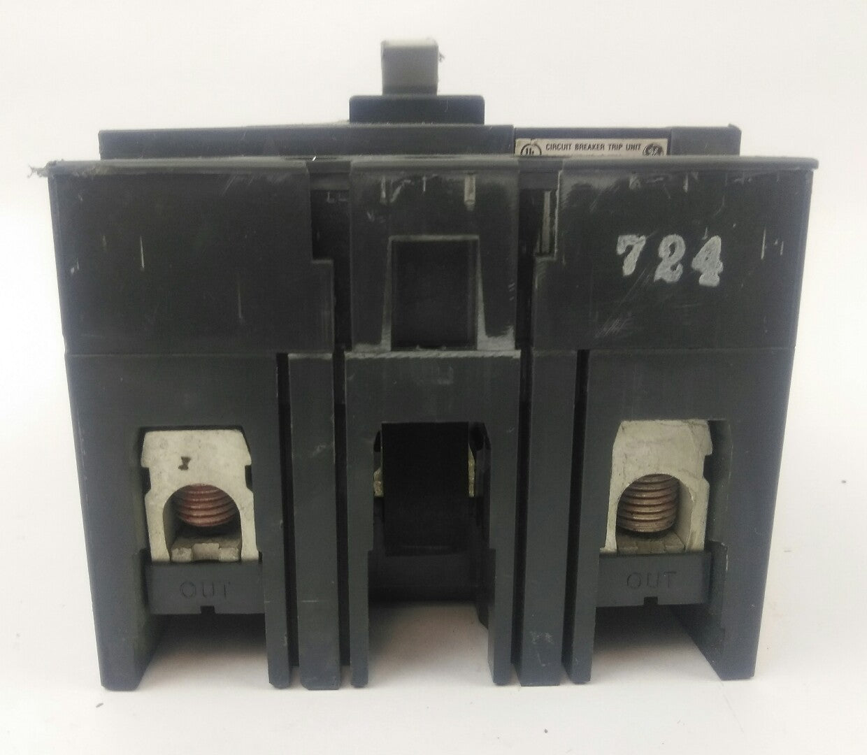 GE SELA24AT0030  2P, 30A, 480V,CIRCUIT BREAKER W/ 20A PLUG, USED GOOD CONDITION