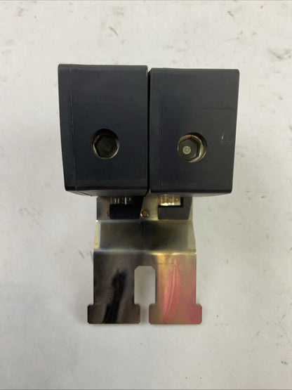 SIEMENS 6SL3162-2BM01-0AA0 CONTACT BLOCK 750V-VDE 600V-UL 240A