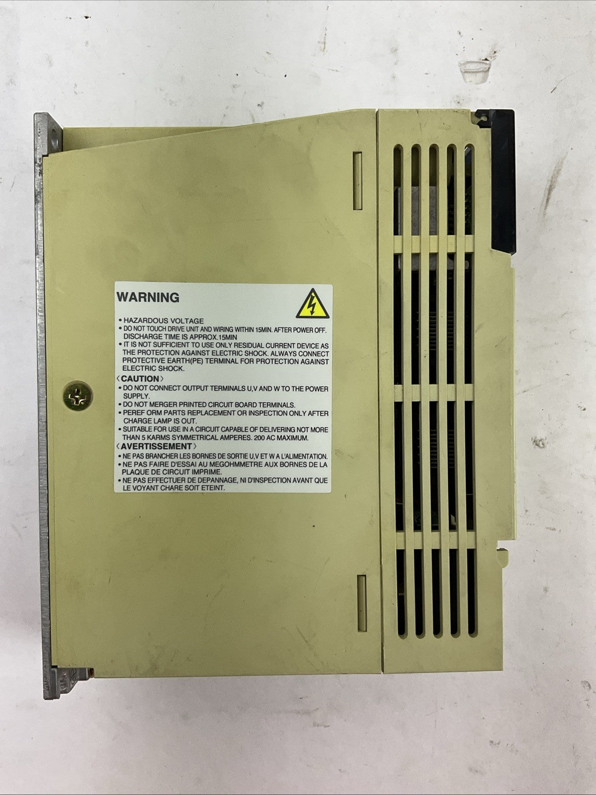 MITSUBISHI MR-J2-10A AC SERVO DRIVE 100W OUTPUT 170V 1.1A INPUT 3PH+1PH 200-230V