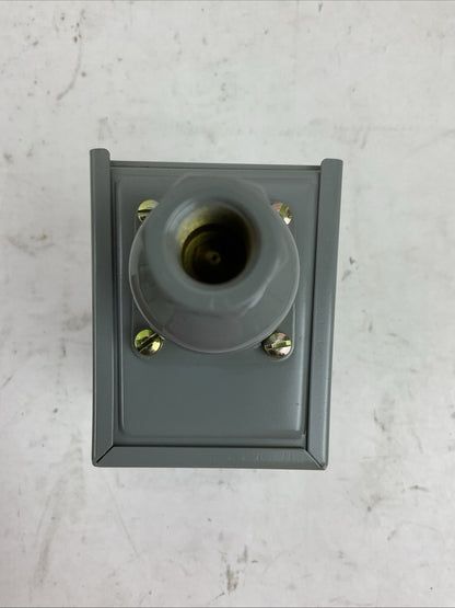 ALLEN BRADLEY 836-C7A PRESSURE CONTROL ADJ RANGE 4-150PSI ADJ DIFF 2-25PSI