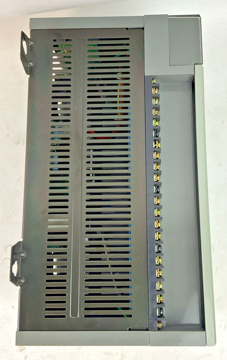 ALLEN BRADLEY 1747-L30A PROCESSOR UNIT 30 I/O SER.C FRN.6 240VAC 50/60HZ