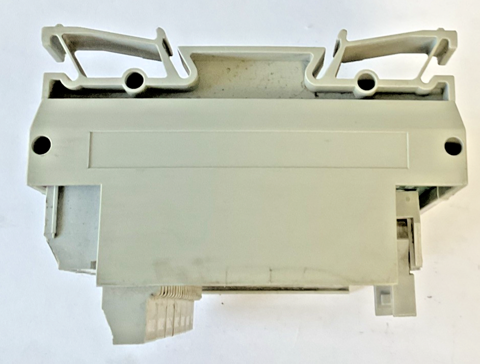 ALLEN BRADLEY 1492-IFM20F-F-2 INTERFACE MODULE SER.A 0-132VAC