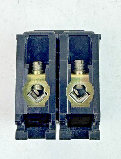 THOMAS & BETTS *LOT OF 5* TB245 - COM TRIP CIRCUIT BREAKERS -2 POLE/20 A/240 VAC