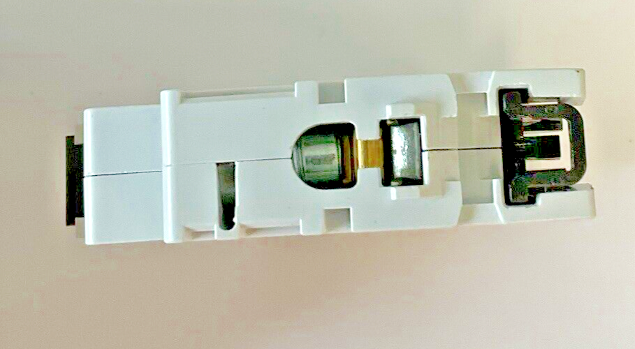 ABB 2CDS251001R0024(2) C2, 2CDS251001R0014 C4 CIRCUIT BREAKER 230/400V *LOTOF3*