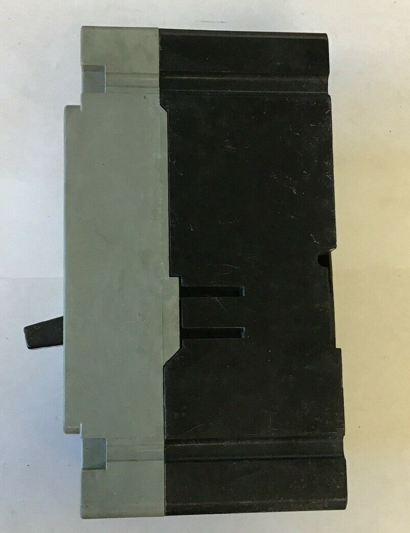 WESTINGHOUSE HMCP030H1 CIRCUIT PROTECTOR  SER.C 30AMP 3POLE 600VAC-250VDC