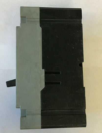 WESTINGHOUSE HMCP030H1 CIRCUIT PROTECTOR  SER.C 30AMP 3POLE 600VAC-250VDC