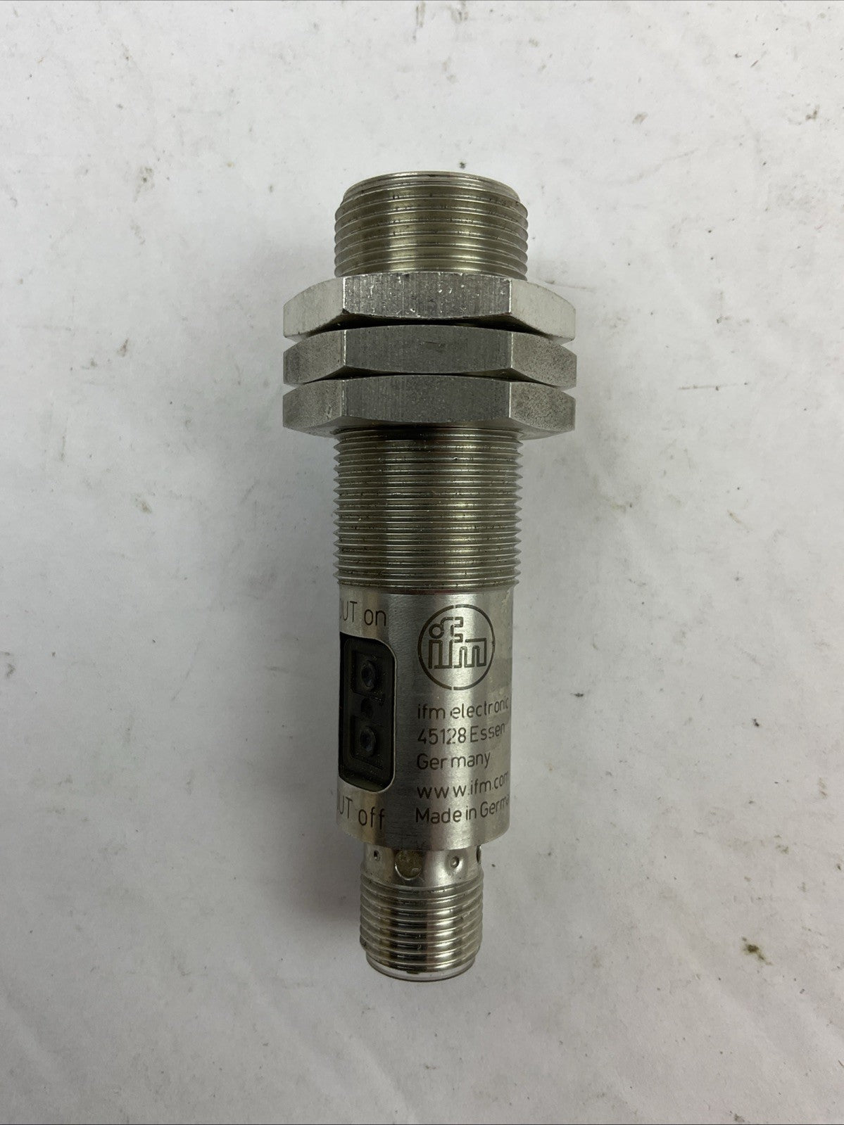 IFM OGH700 PHOTOELECTRIC DIFFUSE SENSOR 10-36VDC CLASS 1 LASER