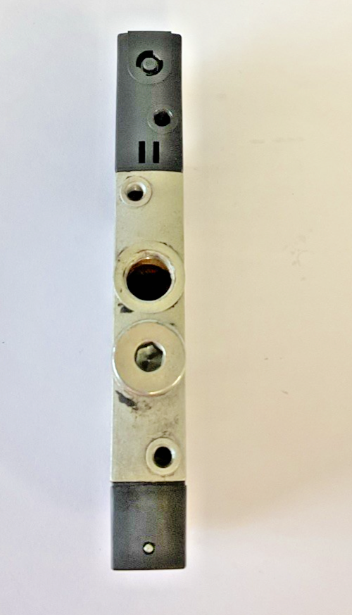 FESTO CPE18-M1H-5L-1/4 SOLENOID VALVE 10BAR W/ MSEB-3-24V SOLENOID COIL 24VDC