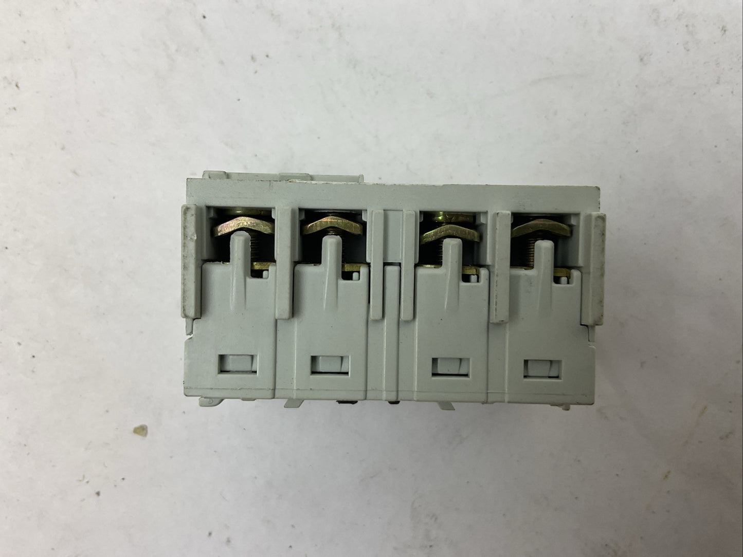 ALLEN BRADLEY 195-MB22 SER A 500VAC 10A AUXILIARY CONTACT BLOCK