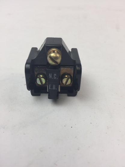 ALLEN BRADLEY 1495-G1 AUXILIARY CONTACT BLOCK N.C. CONTACT SIZE 1 & 2 SERIES L