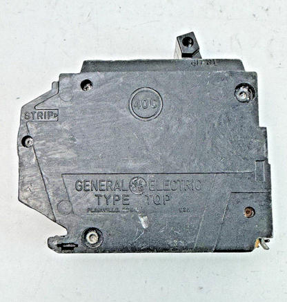 GE *LOT OF 2* - THQP250 - COMMON TRIP CIRCUIT BREAKERS - 2 POLE, 50 A, 240 VAC