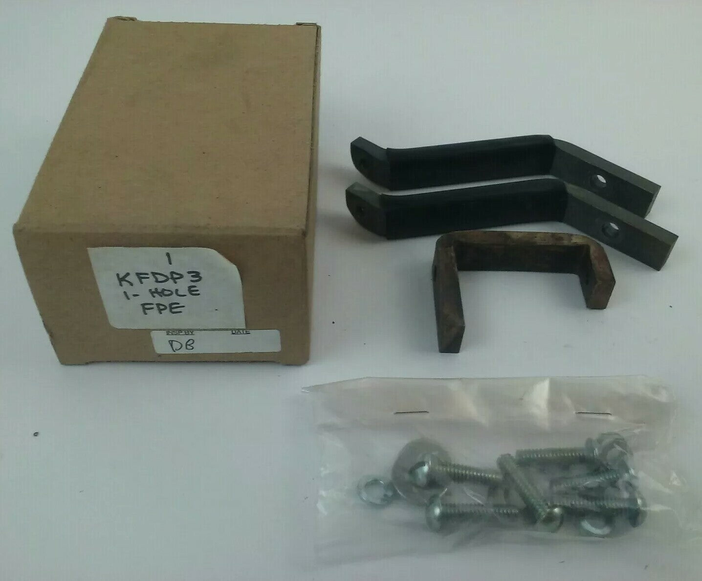 FPE FEDERAL PACIFIC KFDP3 PANELBOARD MOUNTING HARDWARE KIT KFDP3C?