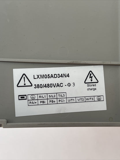 SCHNEIDER ELECTRIC I2TLXM05AD34N4 380/480VAC 3kW LEXIUM 05