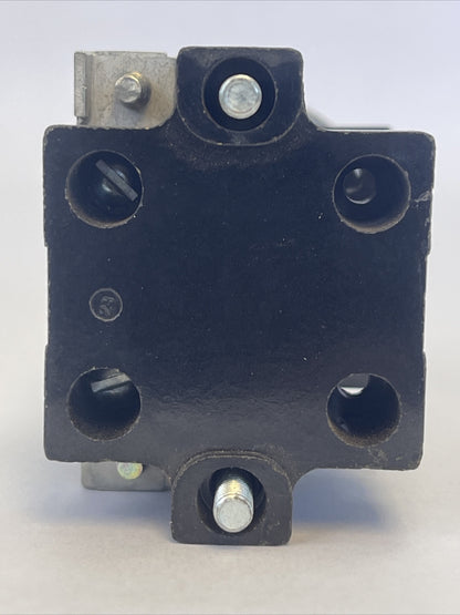 CUTLER HAMMER 10250H479-12 1076 PUSHBUTTON OPERATOR BLACK P.B. BASE MTG.