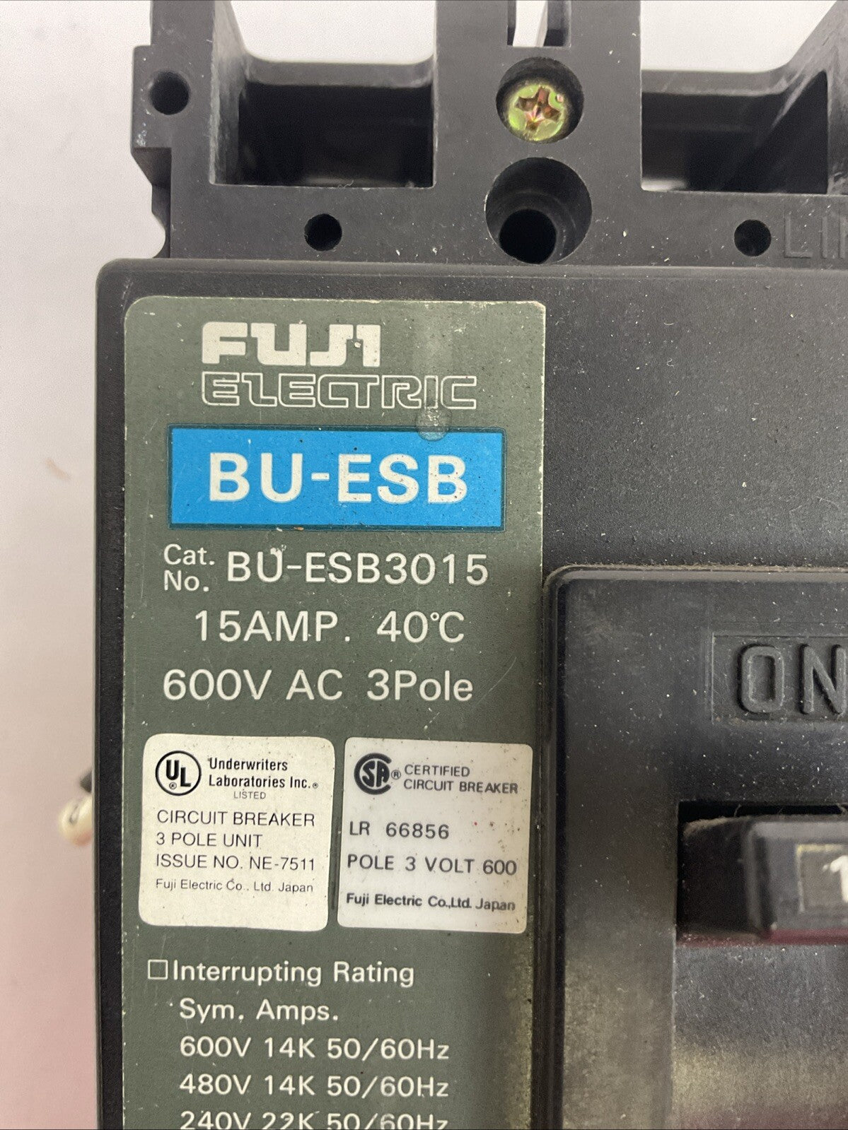 FUJI BU-ESB3015 CIRCUIT BREAKER 15A 600VAC 3P BU-WFH AUXILIARY SWITCH BU-FFH208A