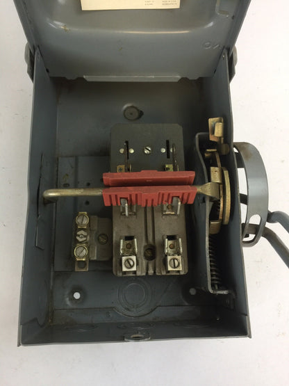 SQUARE D H221NRB SERIES D1 FUSIBLE SAFETY SWITCH 30A 240VAC 125/250VDC 2POLE