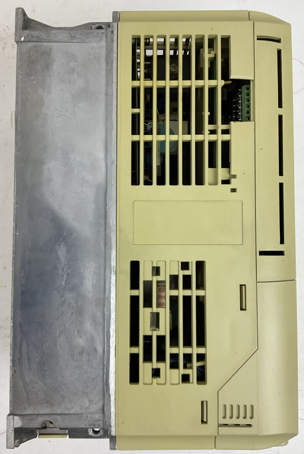YASKAWA CIMR-P7U45P5 AC DRIVE OUTPUT 3PH 0-480V 12.5A 9.5kVA INPUT 3PH 380-480V