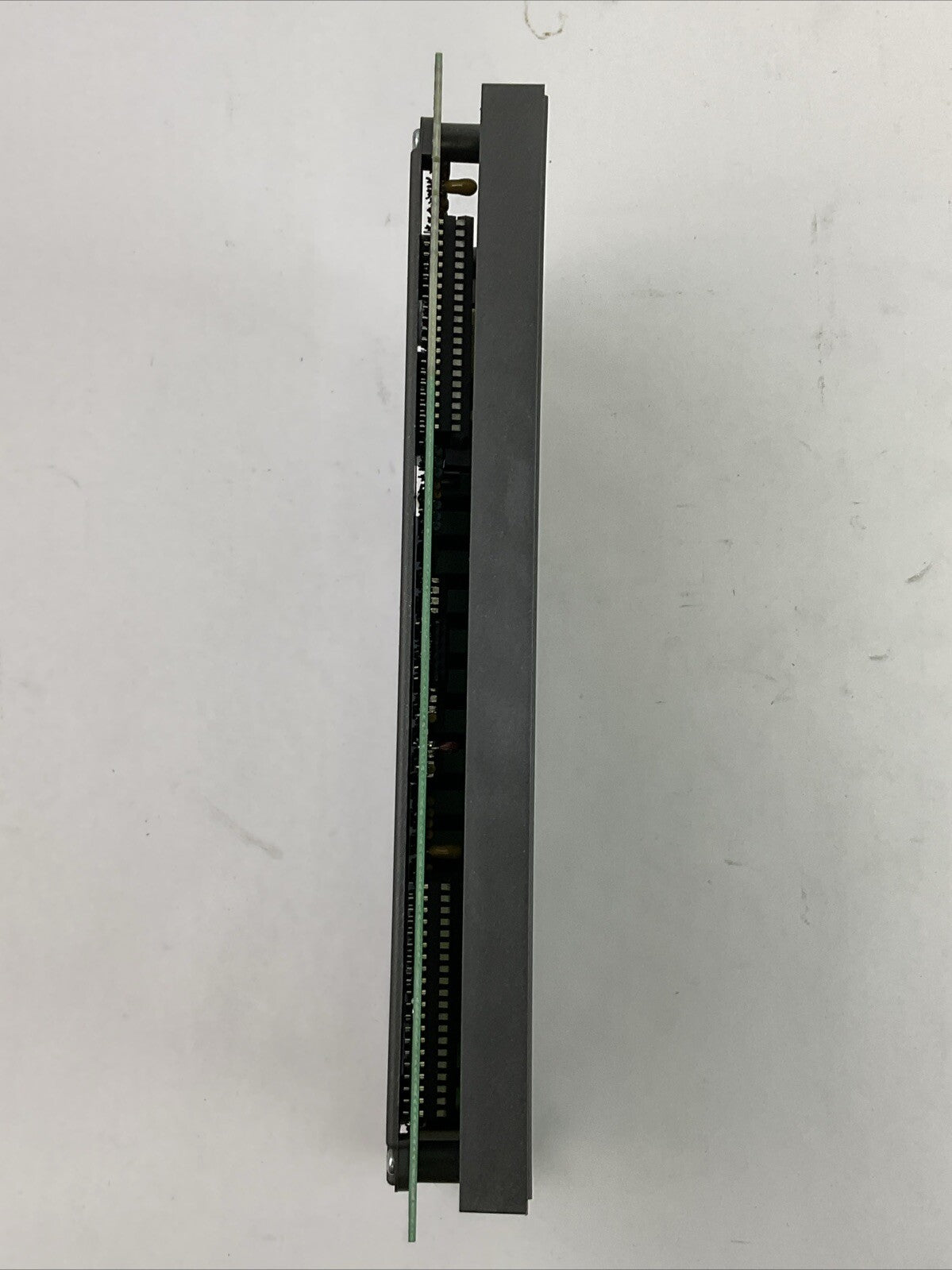 ALLEN BRADLEY 1771-IAD B 120V AC/DC INPUT MODULE