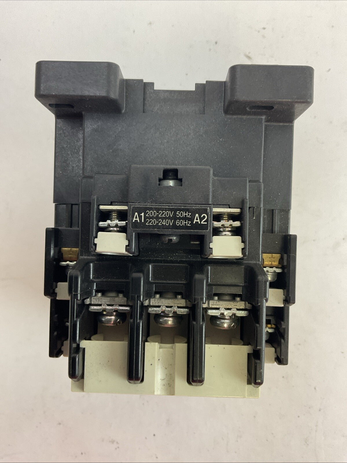 FUJI SC-N2 SC35BAA CONTACTOR 3NC1 600VAC 3PH 30HP 60A COIL 220-240V 60HZ